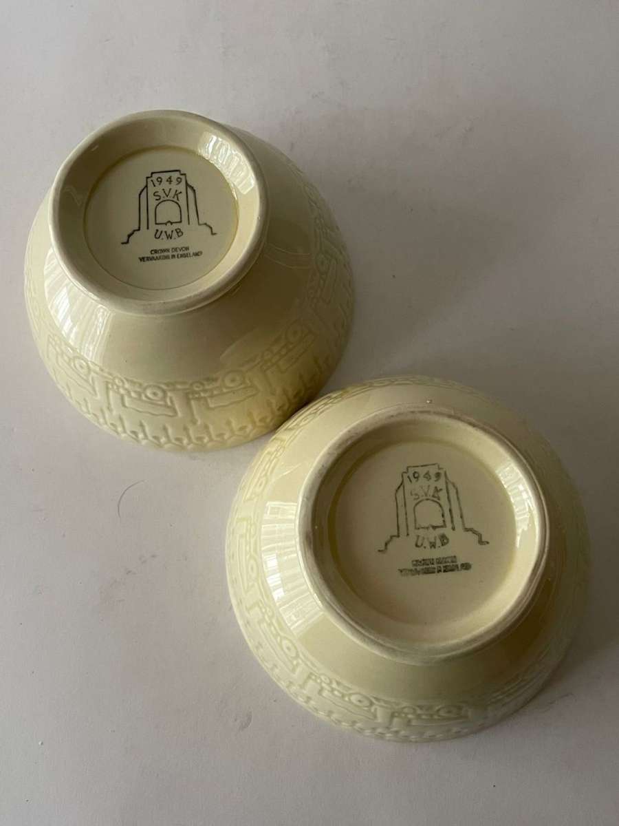 Crown Devon - Voortrekker Monument bowls - made in 1949 (Sold as a pair)
