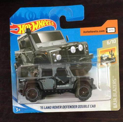 Hotwheels Hot wheels Matchbox 2015 Land Rover Defender Double Cab 1:64