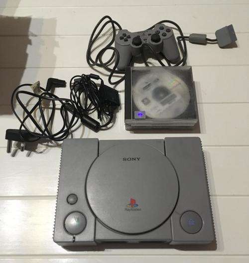1st Generation Sony Playstation Console + 3 games