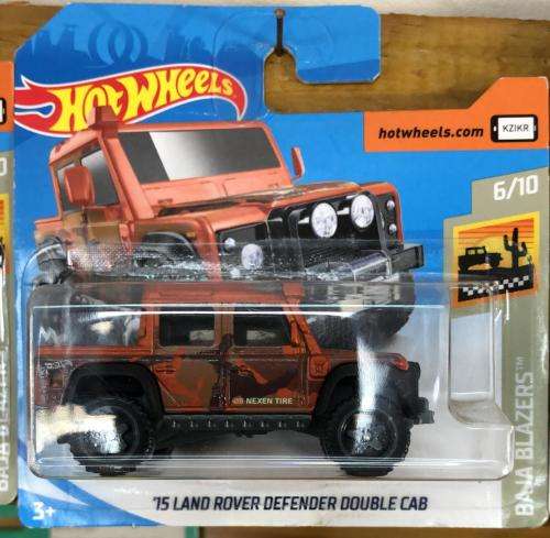 Hotwheels Hot wheels Matchbox 2015 Land Rover Defender Double Cab 1:64