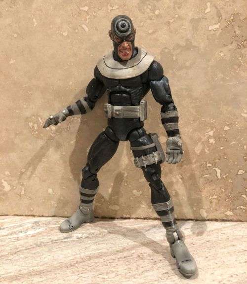 Marvel Legends Bullseye Toybiz Action Figure