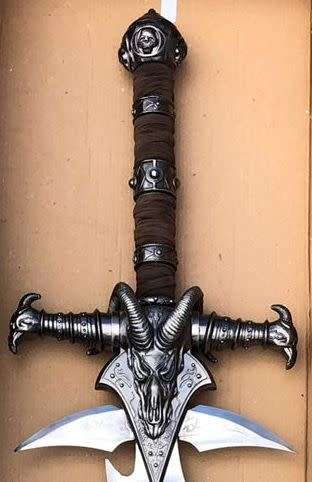 Warcraft sword memorabilia Blizzard Frostmourne Blade prop cosplay Box lenght 129cm