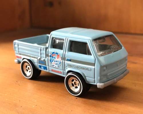 Custom VW Volkswagen Kombi Transporter Crew Cab Hotwheels Hot wheels Matchbox 1:64 real riders