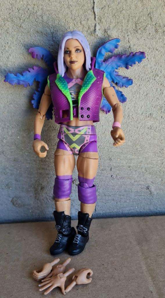 WWE Candice LeRae Elite Series 87 Loose Action Figure 7`Mattel