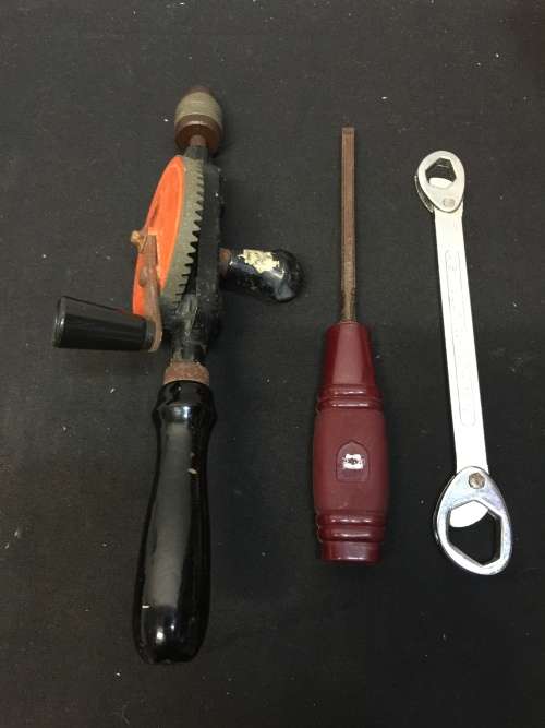 Vintage hand drill and HEAVY DUTY Reversible Combination and 8mm Wood Work Carving Chisels Tool