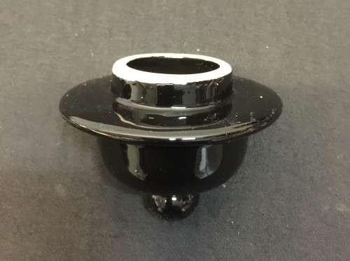 Japanese antiques - hand painted red rose jar.height - 155 mm. width -90 mm.