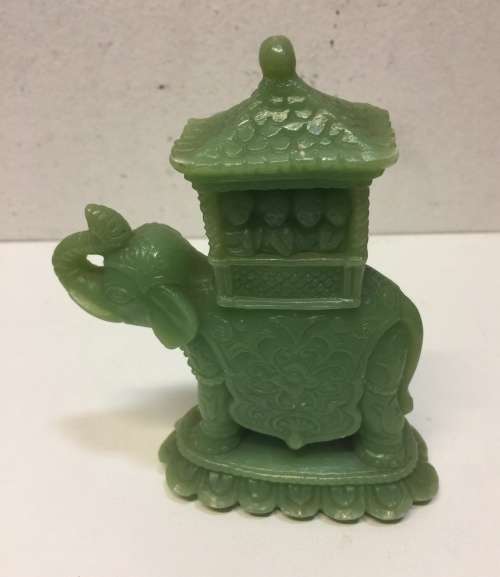 Detailed Green Oriental Elephant Paperweight!!!