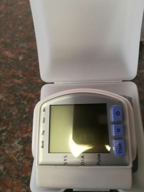 CRAZY R1 START: ### BLOOD PRESSURE MONITOR - Open Box ###