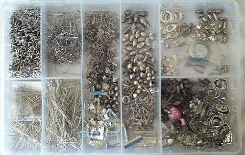 HUGE quality Findings kit