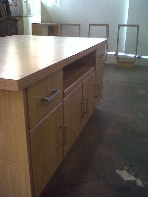 Office divider with 4 Side tables @ R1 START