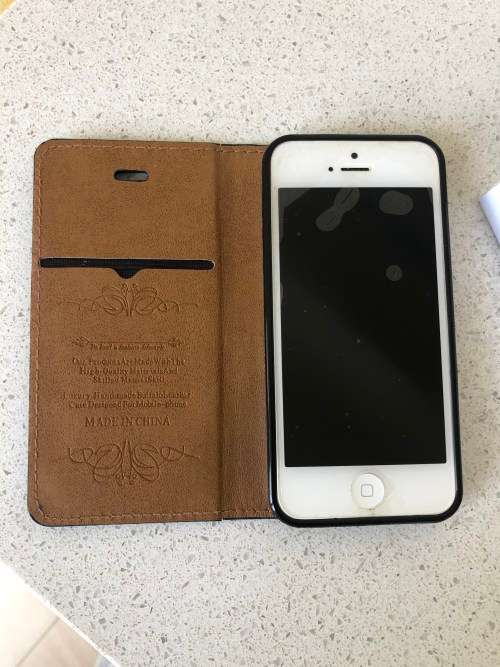 iPhone 5 16GB White *Excellent Condition* FREE DELIVERY