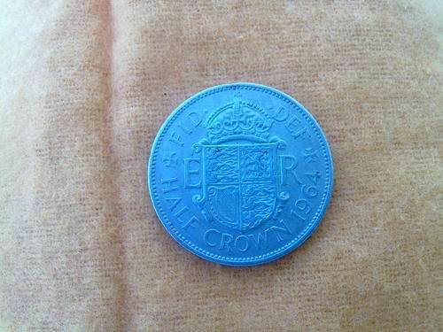 Half Crown 1964 Gratia. Regina. + Elizabeth II. Dei