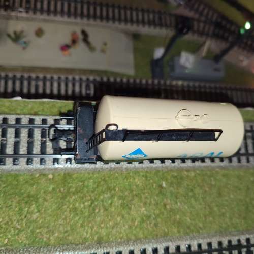Märklin Esso and Aral Tank Wagons