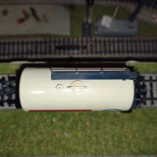 Märklin Esso and Aral Tank Wagons
