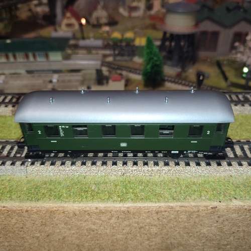 Märklin 4235 2-axle passenger car in good condition