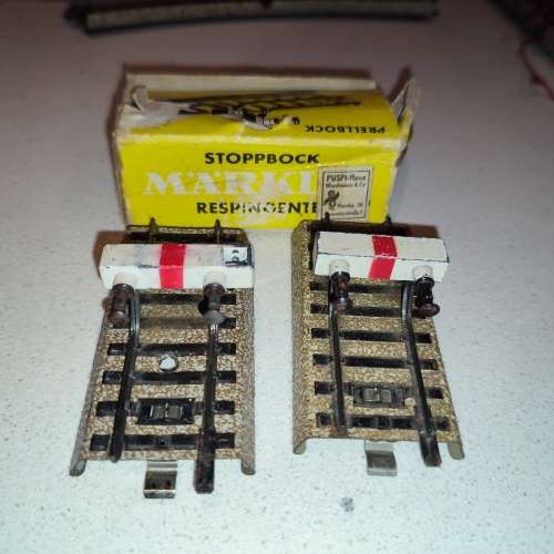2 x Märklin Stop Blocks - M-Track