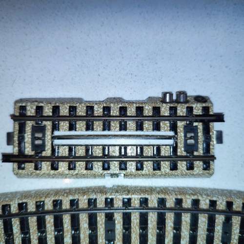 Märklin 5200 Curve and Decoupler Track 5107 - No rust / corrosion
