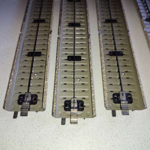 5 x Märklin M-Track Straight Tracks 5106  - Good Condition