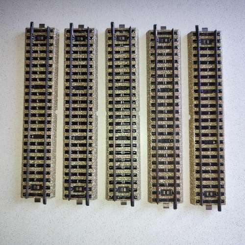 5 x Märklin M-Track Straight Tracks 5106  - Good Condition