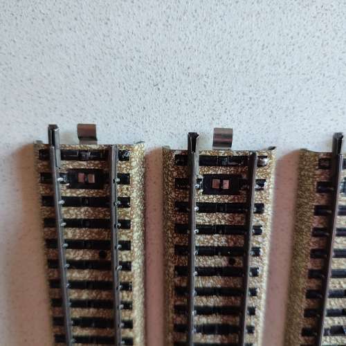 5 x Märklin M-Track Straight Tracks 5106  - Good Condition