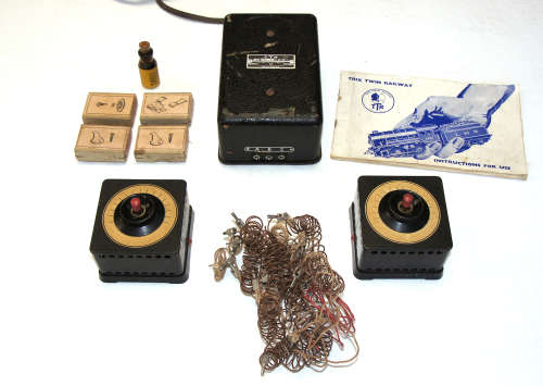 Vintage Pre-War Trix TTR Electric Model Train Set