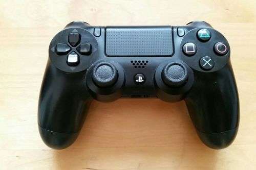 Original PS4 Controller (V2 Controller)