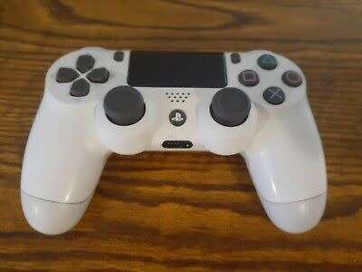 Original PS4 Controller (V2 Controller)