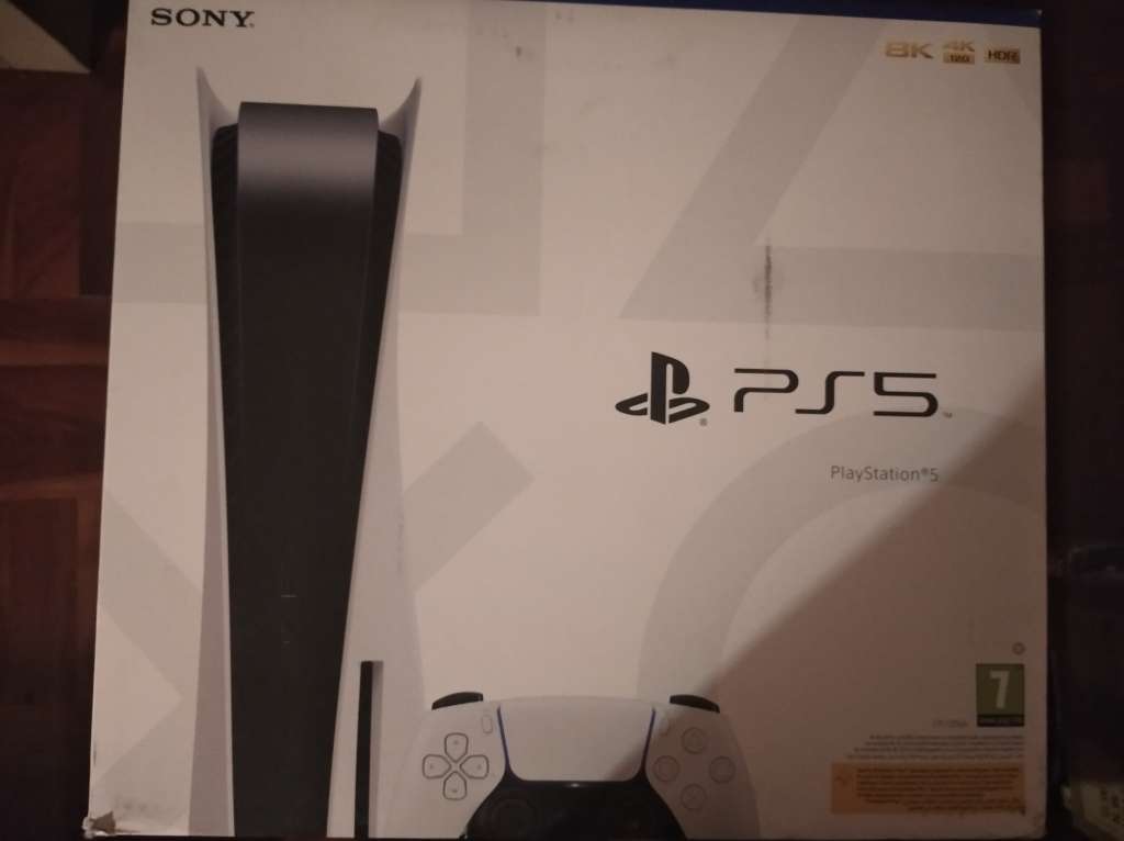 PlayStation 5 Box