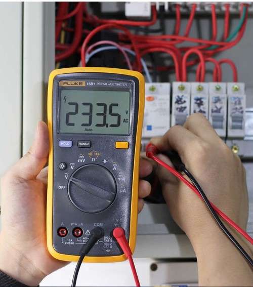 Fluke 15b+ Digital Multimeter