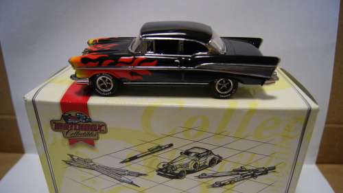 b029  MATCHBOX DINKY SCALE 1:43 '57 CHEVY BELAIR