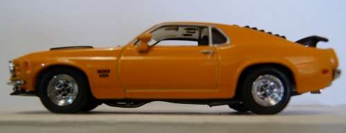 e44 - RARE COLOR -  MATCHBOX COLLECTIBLES SCALE 1:43 - MUSCLE CARS - 1970 FORD MUSTANG BOSS