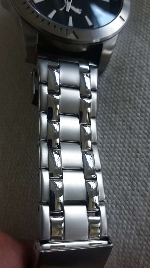 Authentic,top of the ***Puma*** range men watch and just a stunning looking time piece !!!