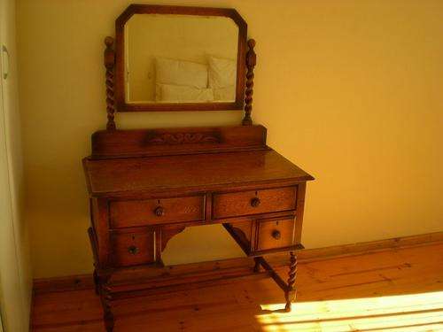Lovely Barley twist dressing table 1920's.R1 crazy !!!!!!