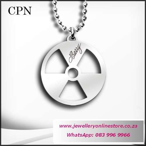 Valentine gifts - Personalized men chain pendant plus FREE engraving