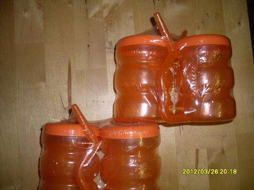 4 x Brand new handy drinking cups with built-in straws!