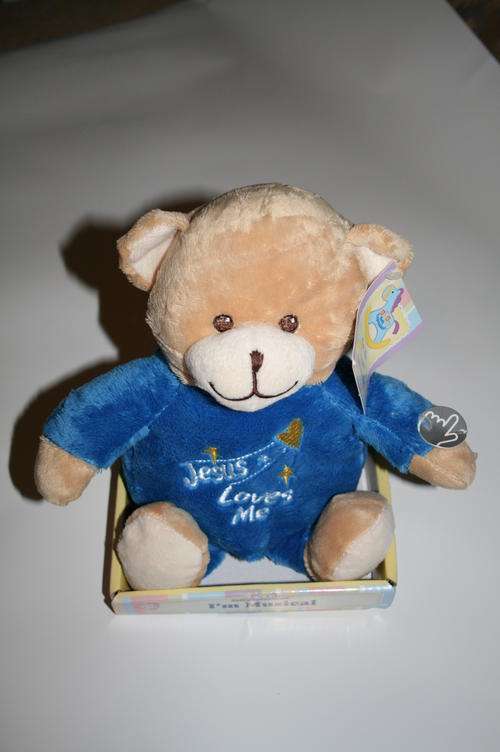 Dan Dee Musical Bear (Sings "Jesus Loves Me")