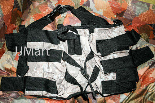 Paintball harness with  pouches (Digital camo)