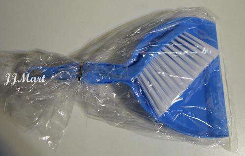 Small dustbin and brush set - Ideal for camping or car