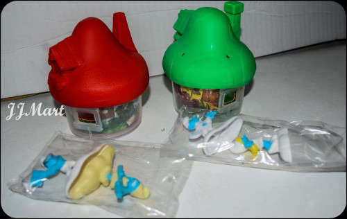 2 x Smurf Houses with 4 x Smurfs (sealed) McDonald Toys