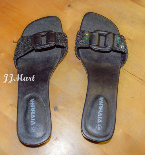 Black Sandalls Size 5