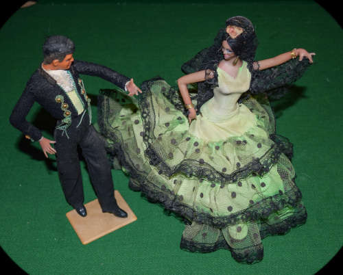 2 x Collectables Dolls