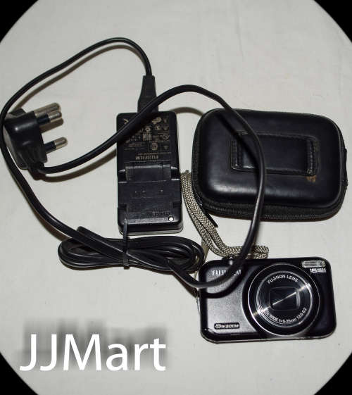 Fujifilm Camera + Holder + Battery + charger