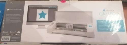 Silhouette CAMEO 3 Die-Cutting Machine