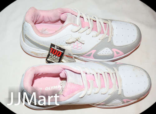 Olympic Woman's Shoes - Size 7