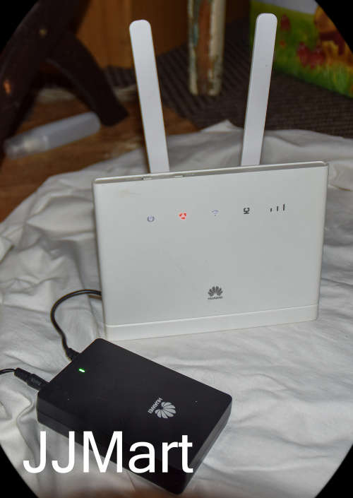 Huawei Wireless Router + Battery Back Up