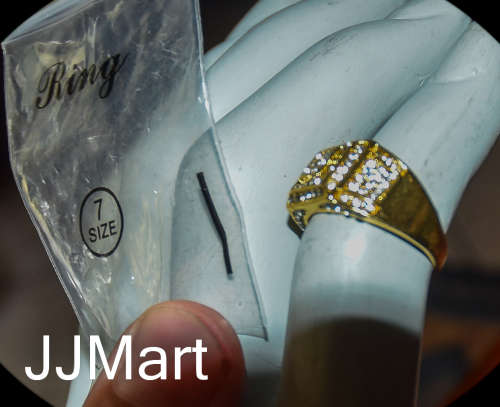 Costume Jewellery : Gold Ring with Stones Size 7