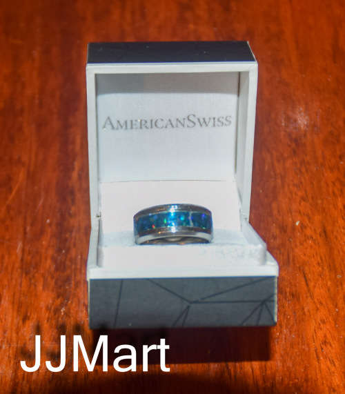 Costume Jewellery: Silver Ring with blue inlay - Size 6