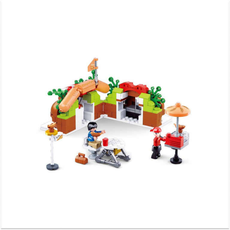 Sluban Foodcourt - Hotdog House  345pcs (Box damaged)