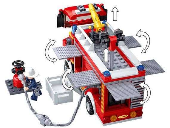 Sluban Water Cannon Fire Engine Truck Bricks Blocks Construction - 343 Pieces (Box slightly damaged)