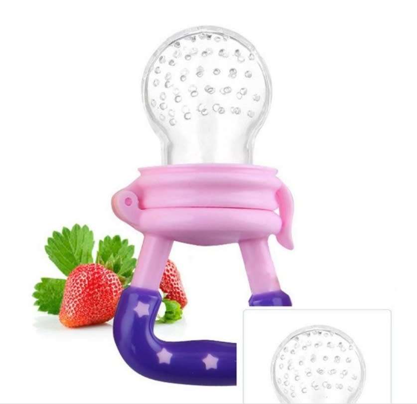 Baby Food/Fruit Squeezer - Pink